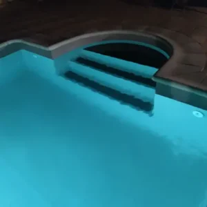 reparación de piscina con lámina armada en Comarruga El Vendrell